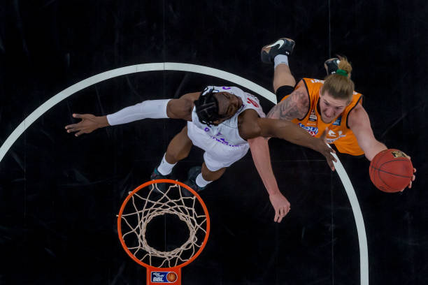 场次不足 场次不足