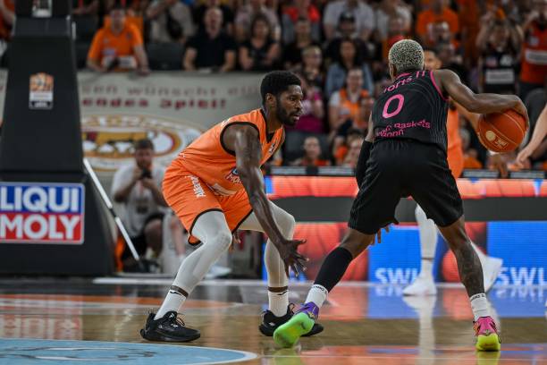 的交锋一直 的交锋一直